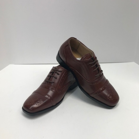 easy strider dress shoes